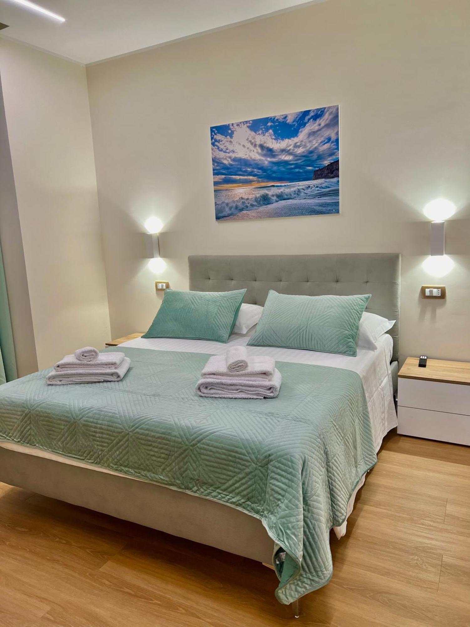 The Dream Apartment 100 M Dal Mare Савона Екстер'єр фото